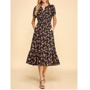 NWT Millibon Flowy Floral Short Sleeve Midi Dress - Small
